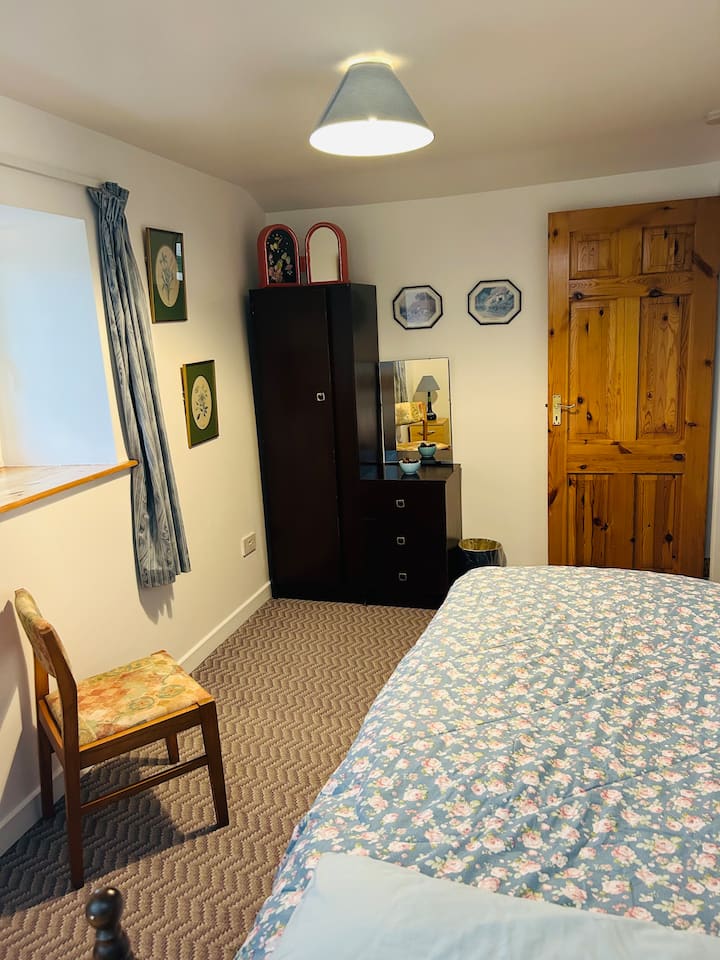 غرفة النوم 1