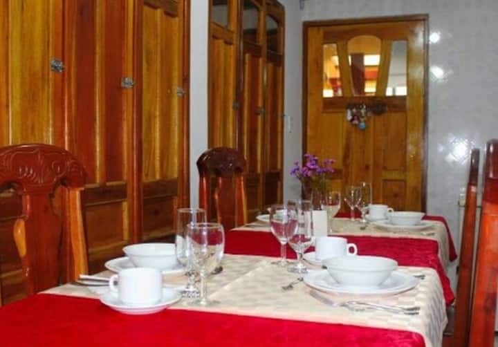 3 Rooms Paradise in Playa Larga: Sea, Sun. Wi-Fi
