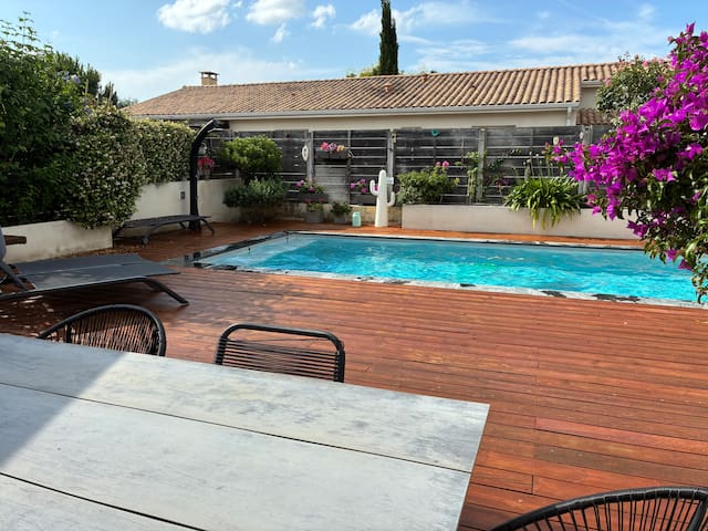 Grande échoppe bordelaise piscine chauffée