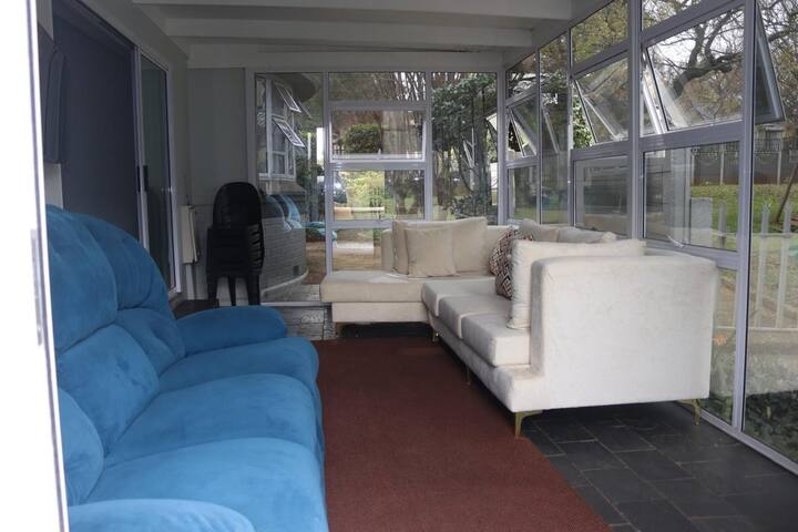 Paradise - Krugersdorp