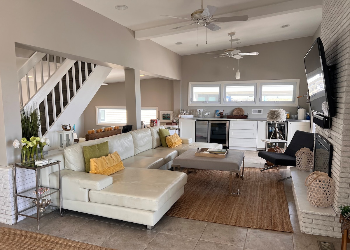 Listing image 9 at Mantoloking Oceanfront Beach House in Mantoloking
