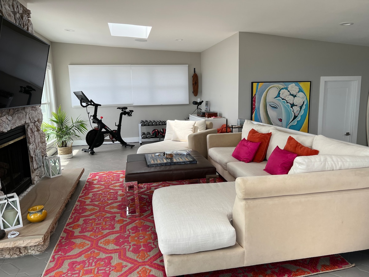 Listing image 35 at Mantoloking Oceanfront Beach House in Mantoloking