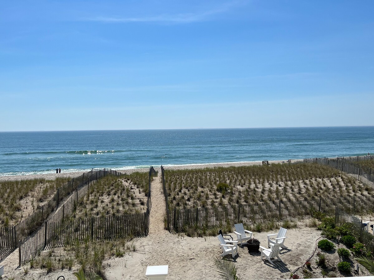 Listing image 40 at Mantoloking Oceanfront Beach House in Mantoloking