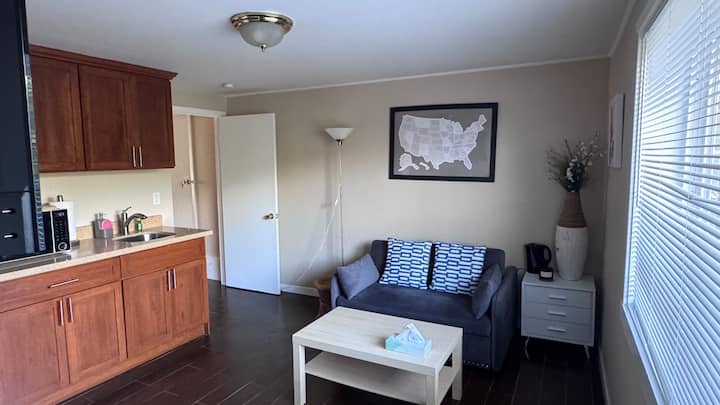New 1-bed In-law W/private Entrance Near Sf - Daly City, CA