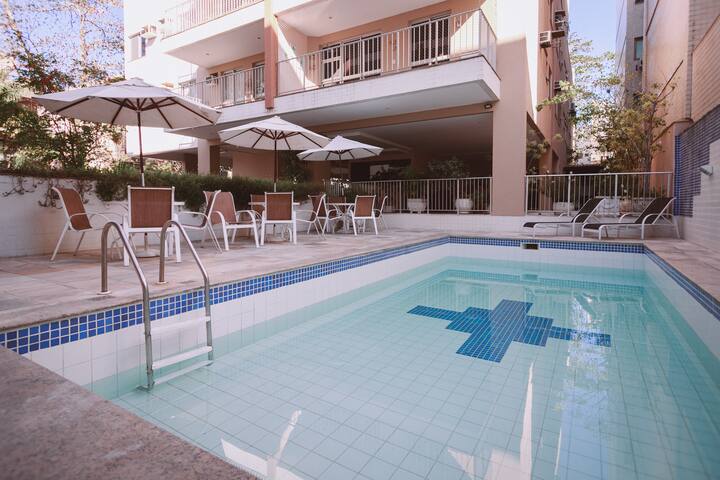 5 Restroom Penthouse Blue Ocean gallery image 3