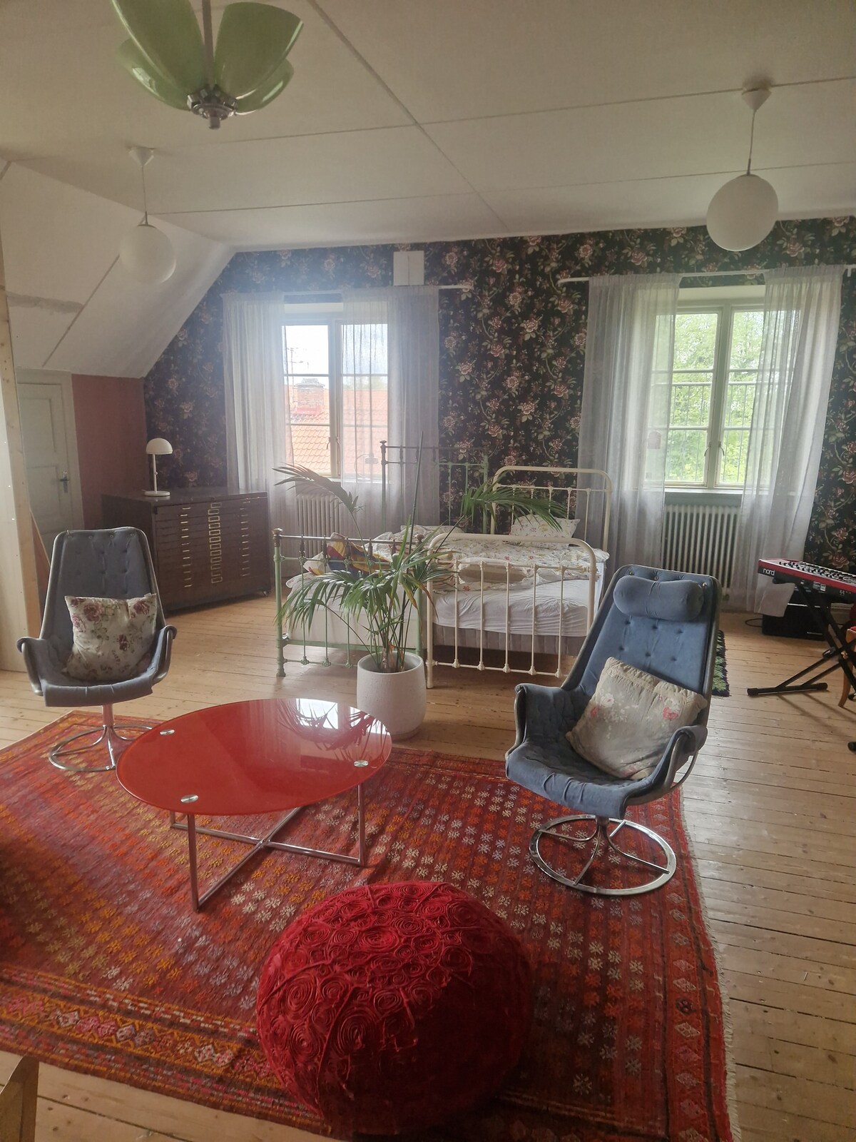 غرفة النوم 2