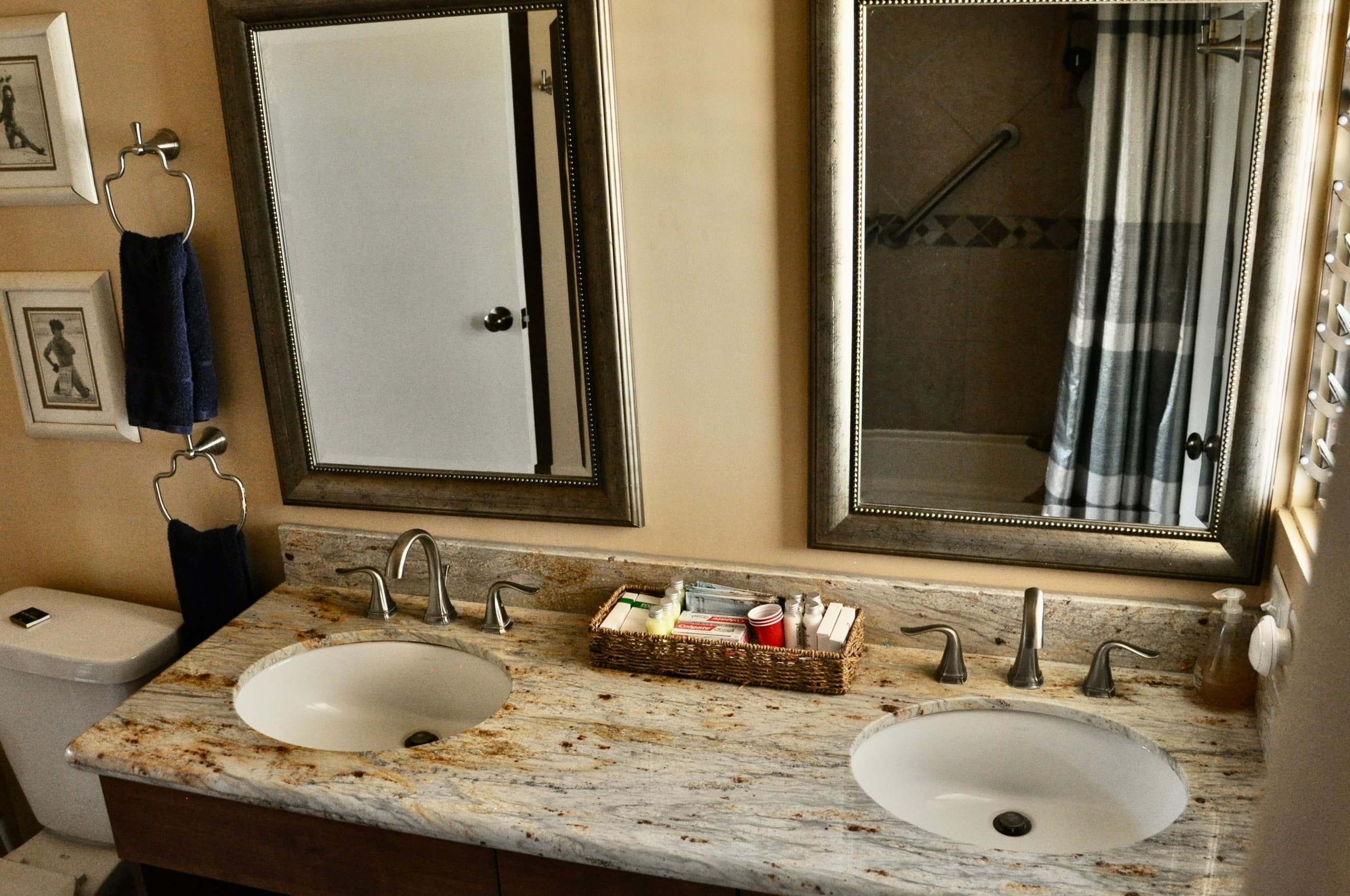 Home in Kailua-Kona · ★4.84 · 4 bedrooms · 3 beds · 2.5 baths - Image 12