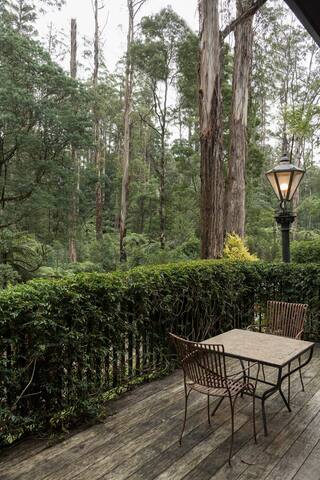 Whitelodge Retreat Sassafras, Mount Dandenong gallery image 5