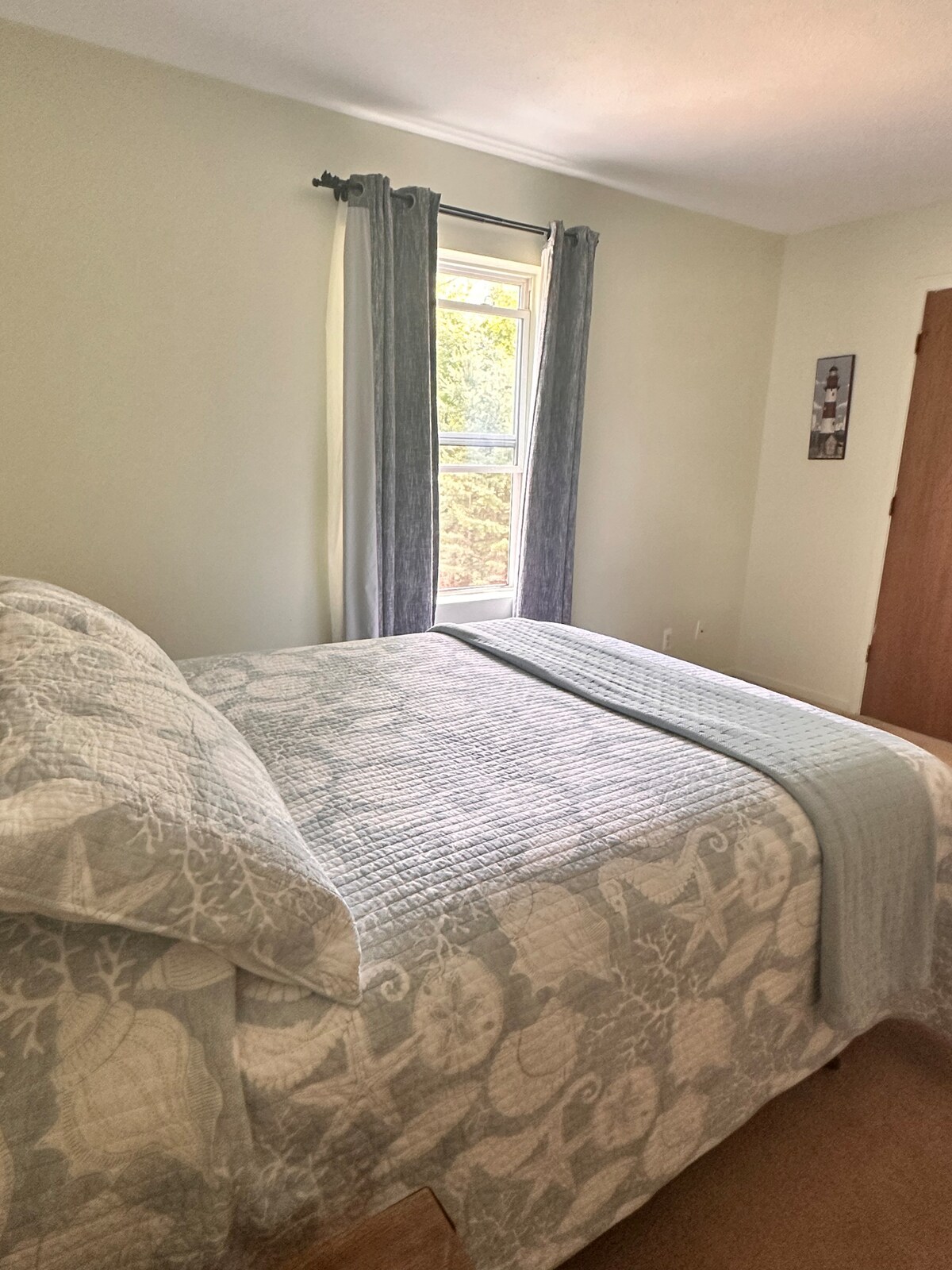 غرفة النوم 1