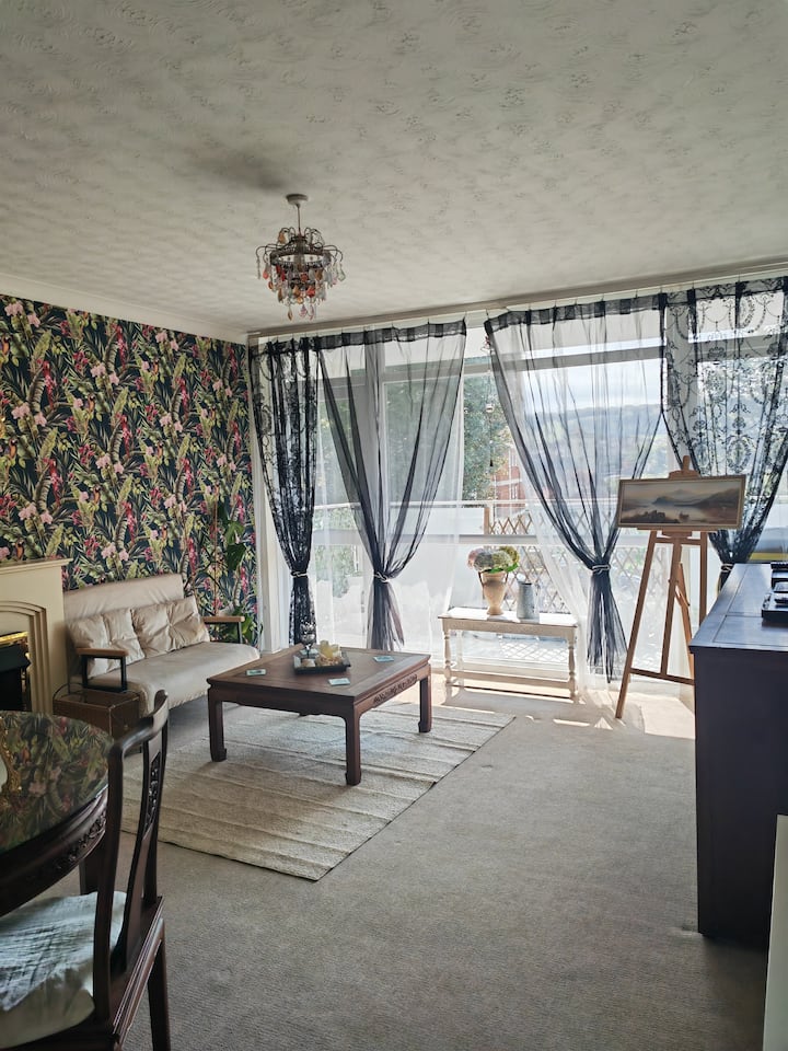 Comfortable 1 Bed Flat Near Downtown Eastbourne - Eastbourne