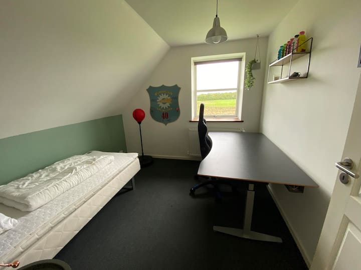 غرفة النوم 1