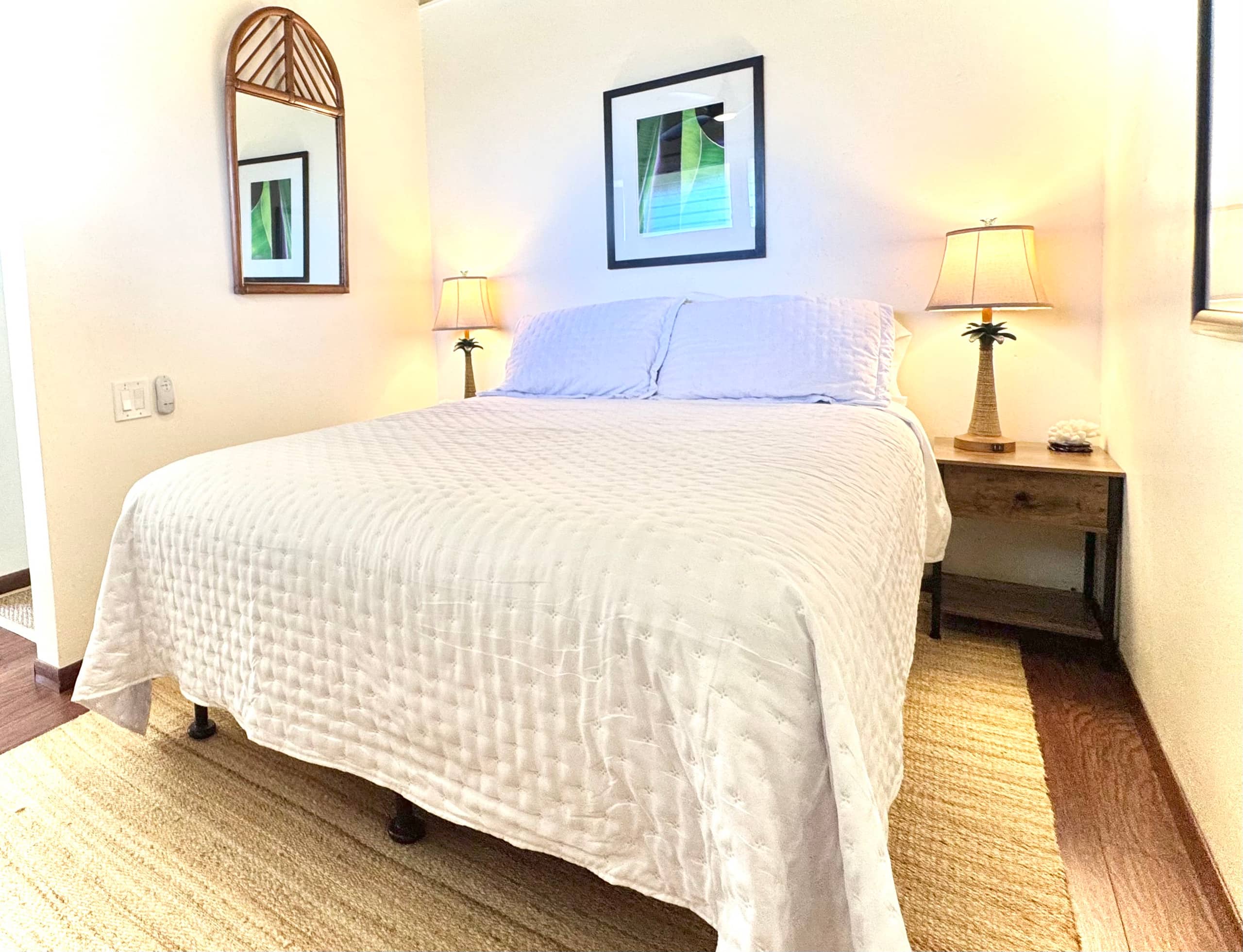 Princeville Top-Floor Retreat w/ AC & Pool  - Image 9