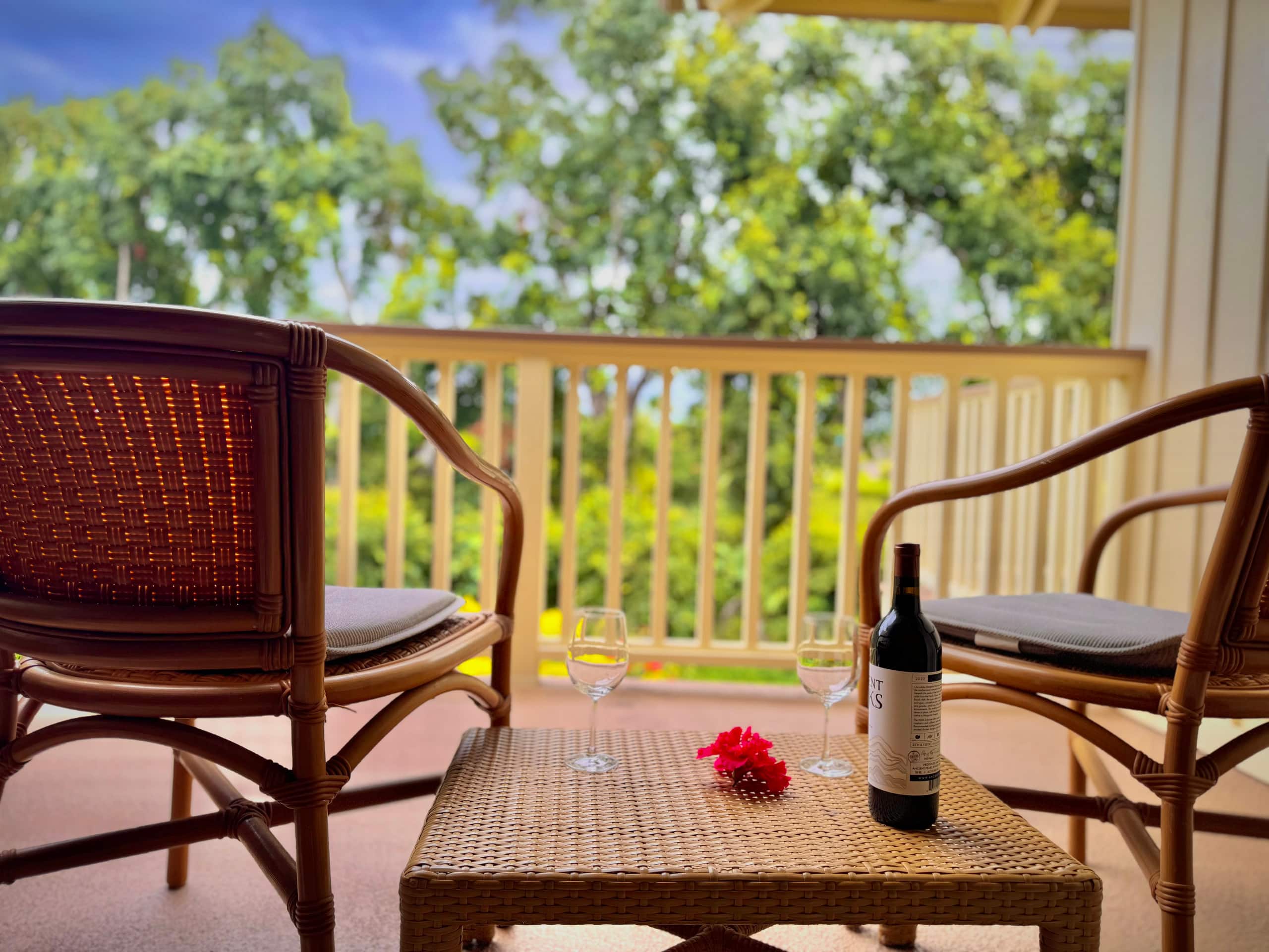Princeville Top-Floor Retreat w/ AC & Pool  - Image 14