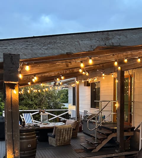 Roseys Beach House - 3 mins to Second Valley Beach