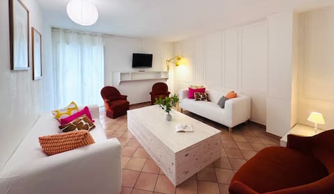 Propriété Airbnb réussie: Beautiful 100 m² apartment. Free private parking. à Avignon