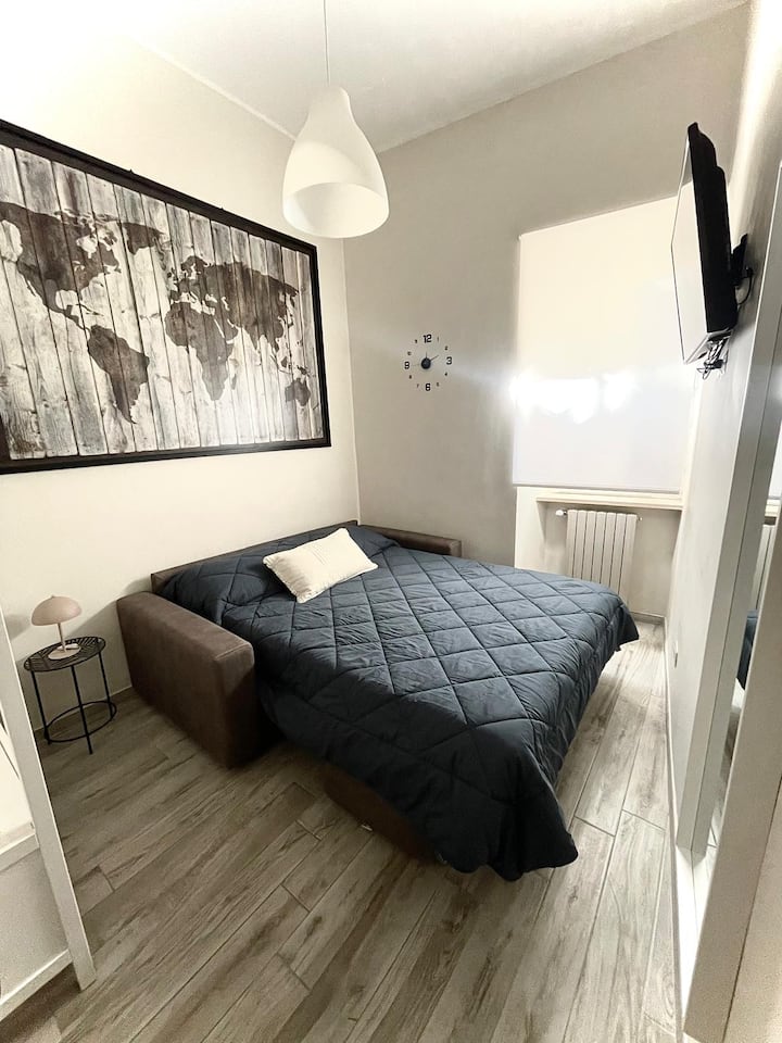 Спална соба со француски кауч на спуштање