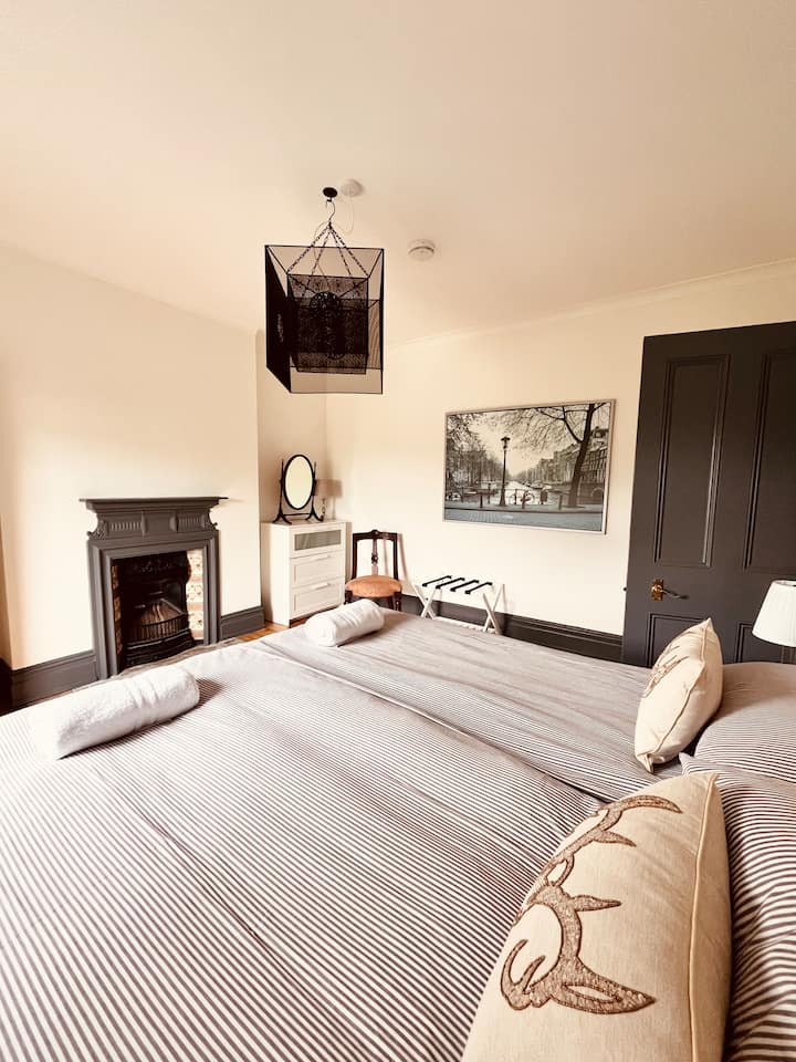 غرفة النوم 1