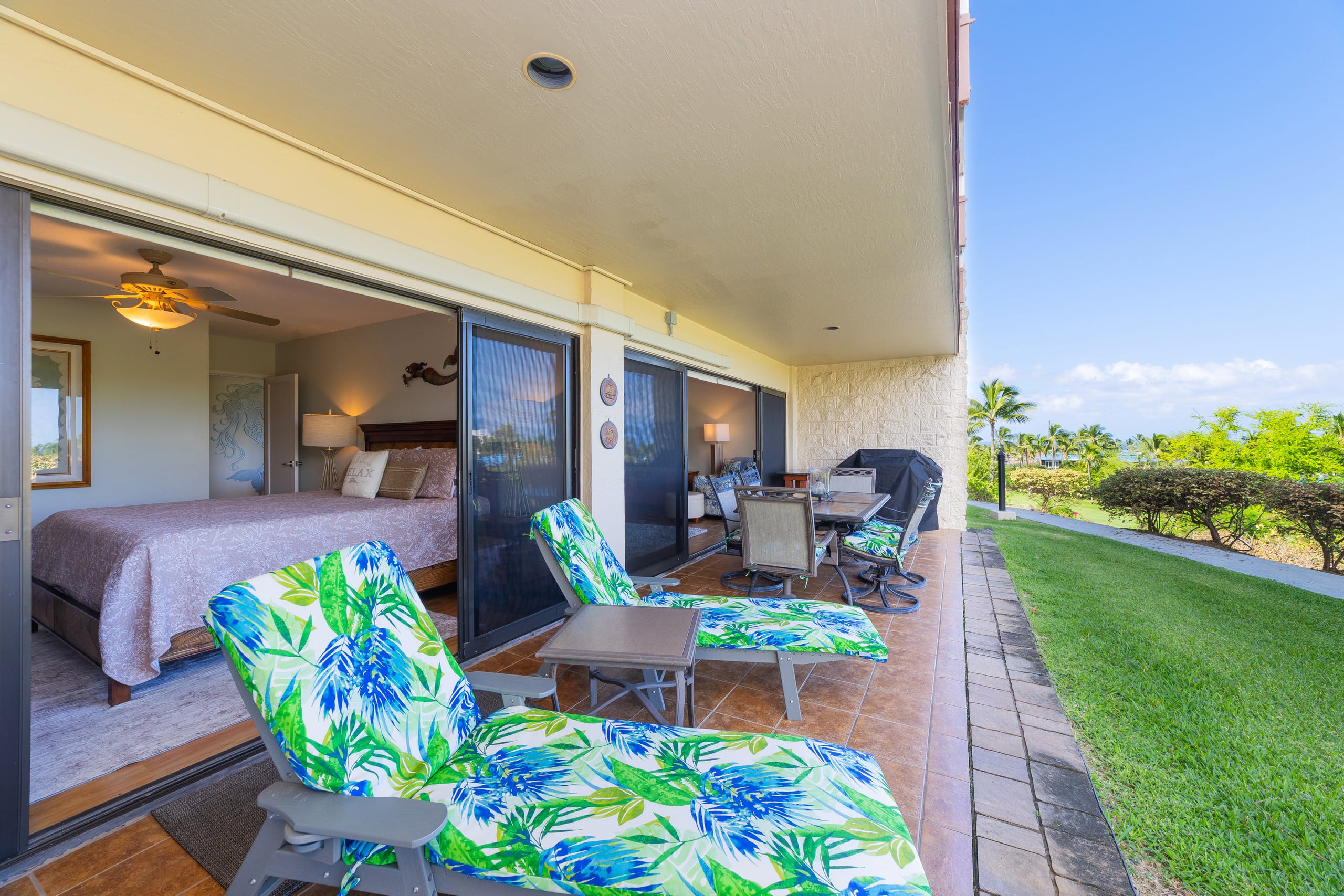 Condo in Kailua-Kona · ★4.92 · 2 bedrooms · 2 beds · 2 private baths - Image 38
