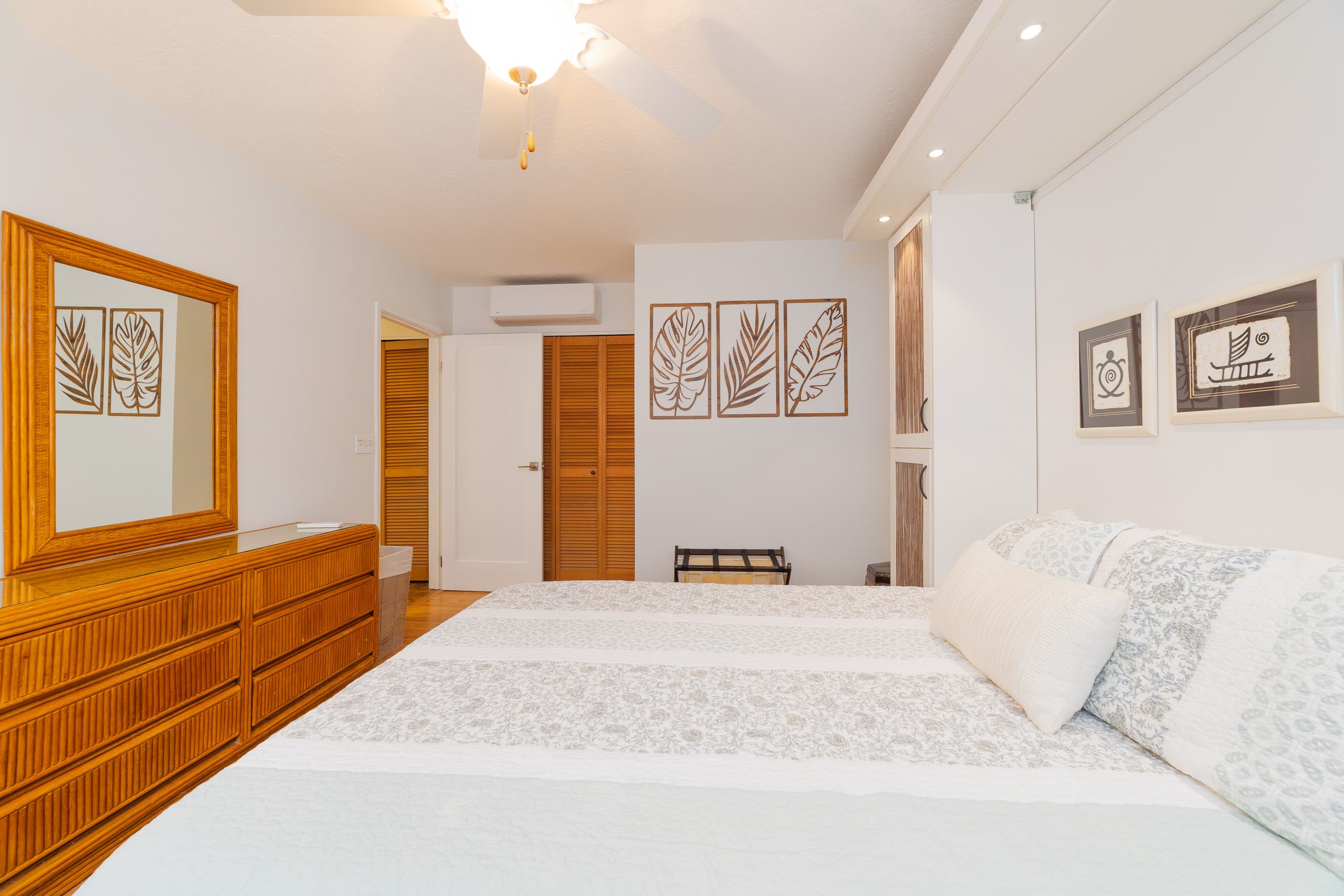 Condo in Kailua-Kona · ★4.92 · 2 bedrooms · 2 beds · 2 private baths - Image 23
