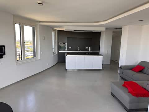 Top Airbnb: "Starry Sky" Skyline View Munich in Thalkirchen