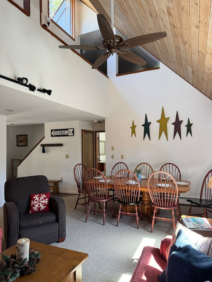 The Pinnacle House At Otis Ridge Ski Area! - The Berkshires