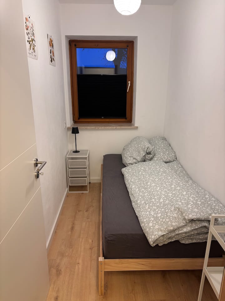 საძინებელი 2