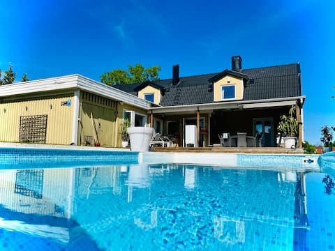 Large private villa with 2 pools.