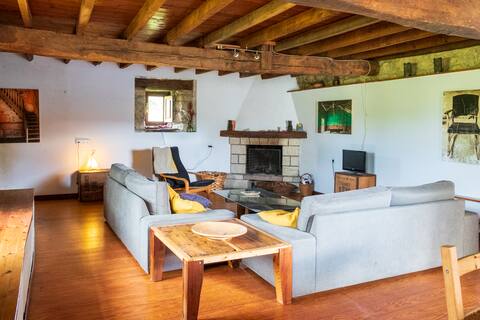 Top Airbnb: 4 bedrooms house, 4km from San Vicente beach en San Vicente De La Barquera