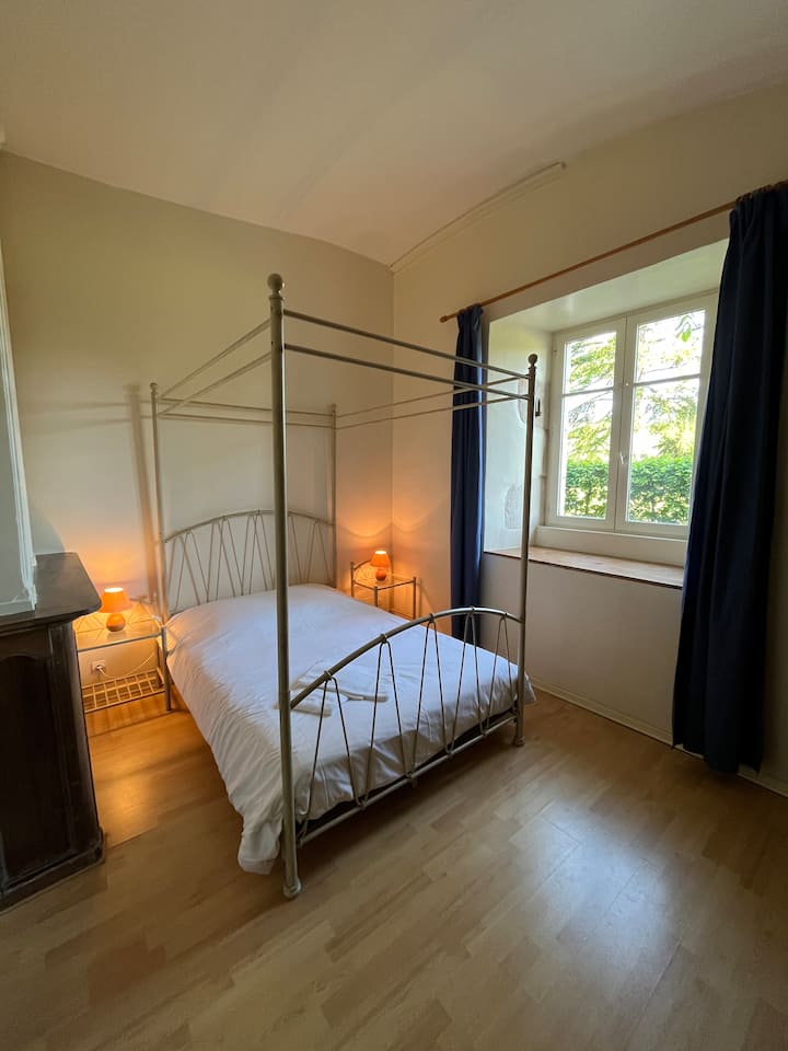 غرفة النوم 1