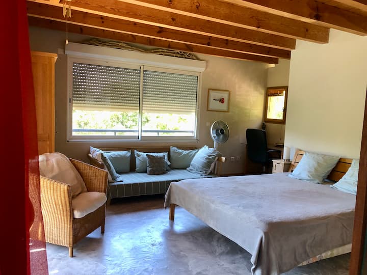 غرفة النوم 1