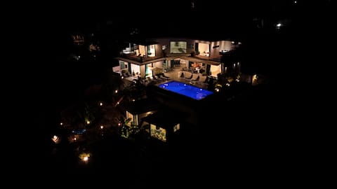 The Dreaming View Villa- Sea view luxury 4BR villa