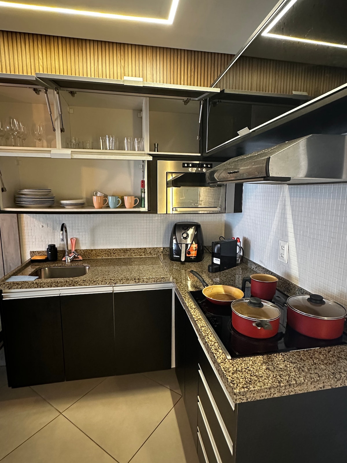 Foto do anúncio de 'Paisagem' - Beira Mar - Meireles (Apto 903) no Beira Mar, Fortaleza