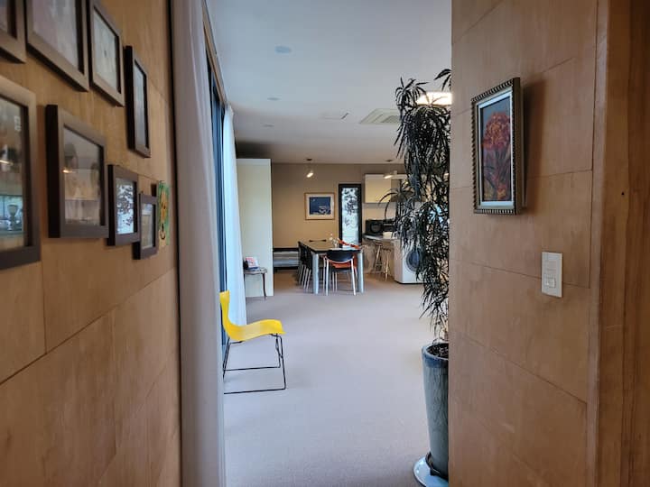 Le tapis est posé ;
L'étage supérieur de l'ivoire est de 60 pyeong ^ ^