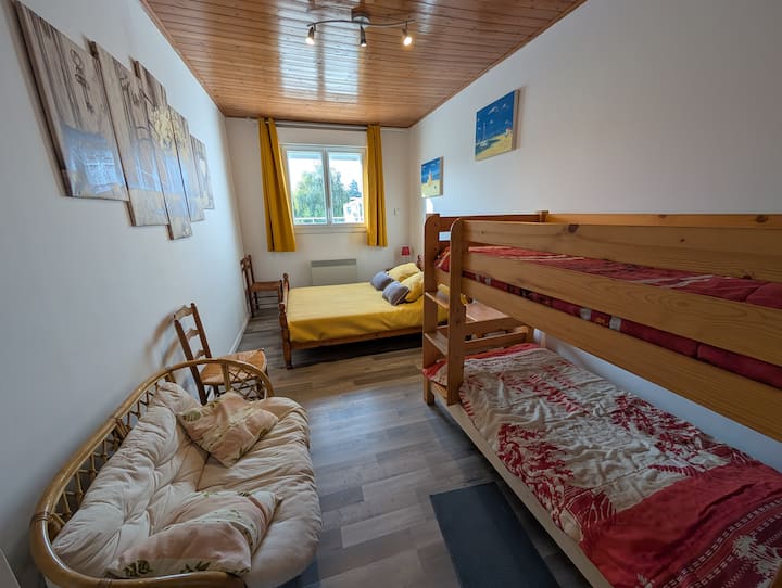 Schlafzimmer 2
