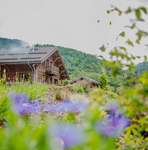 L'Evidence 5* & Spa
Exceptional Chalet
Vosges