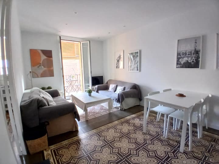 3. Central Apartment - Ramblas Port Fira Montjuic - Barcelona-El Prat Airport (BCN)