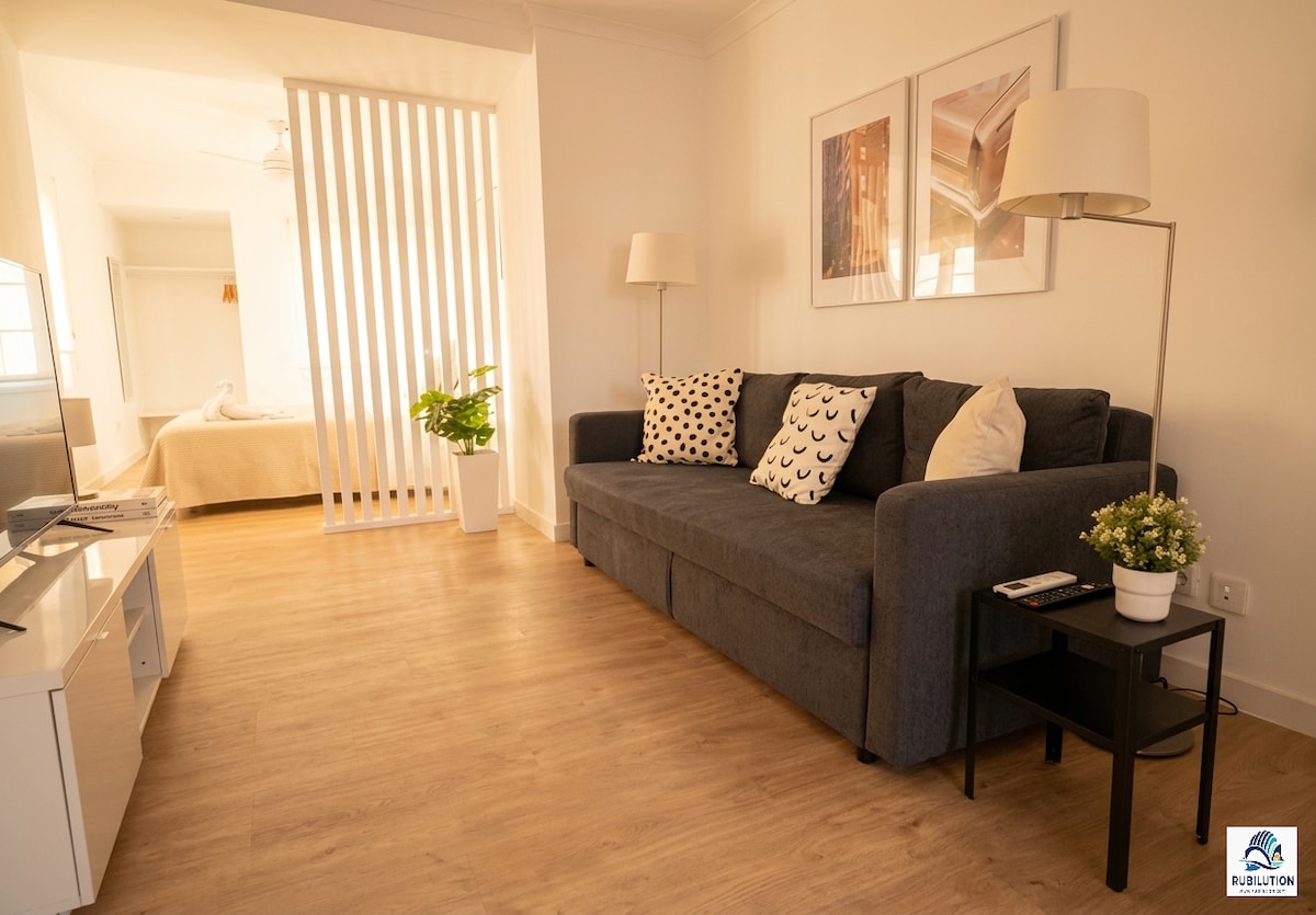 Successful Airbnb property: 𓇼City of Arts and Sciences | Downtown | Public transportation in Camins Al Grau