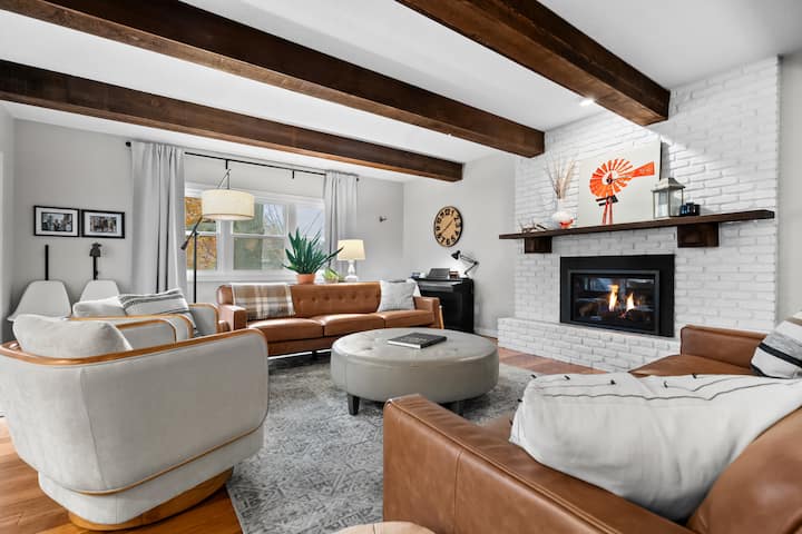 Willow Creek Weekend Rental - Iowa City, IA