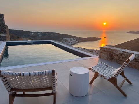 Modern Cycladic villa-spectacular sea/sunset view