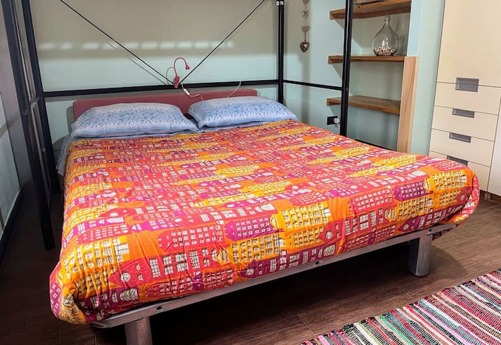 Klimatizirana soba, bračni krevet, dimenzija 160 x 190