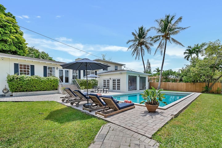 Miami Oasis: 5-bed Villa, Pool Near Marlin Stadium