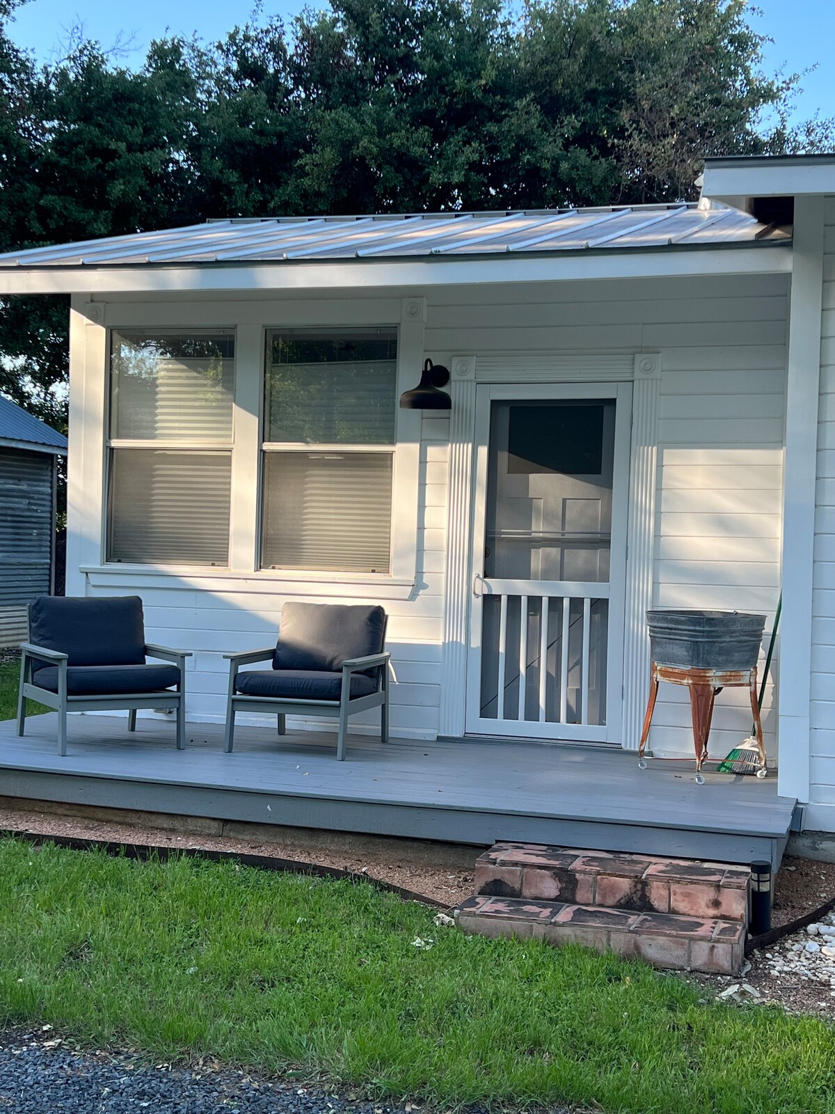 Central Austin Studio in Historic Hyde Park