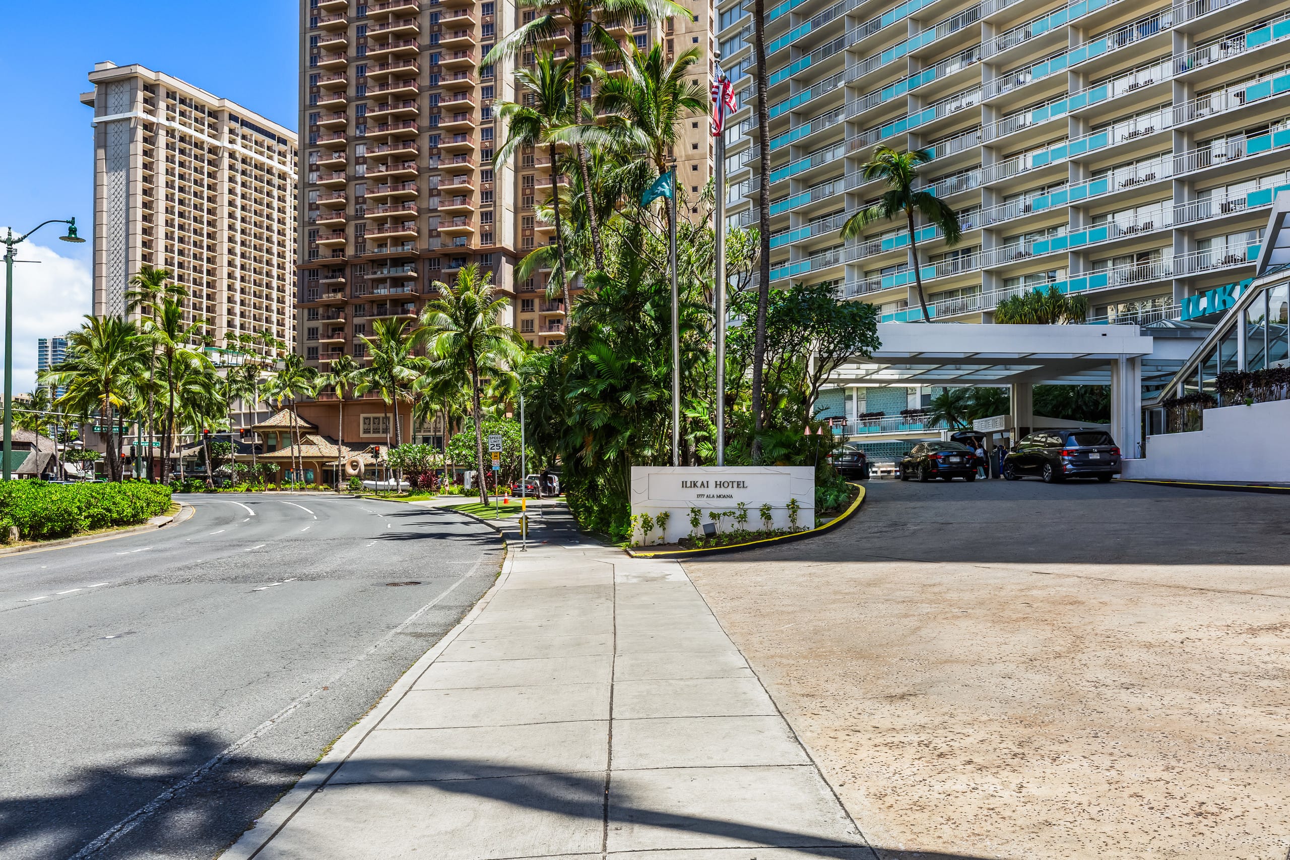 Condo in Honolulu · ★4.71 · 1 bedroom · 2 beds · 1 private bath - Image 27