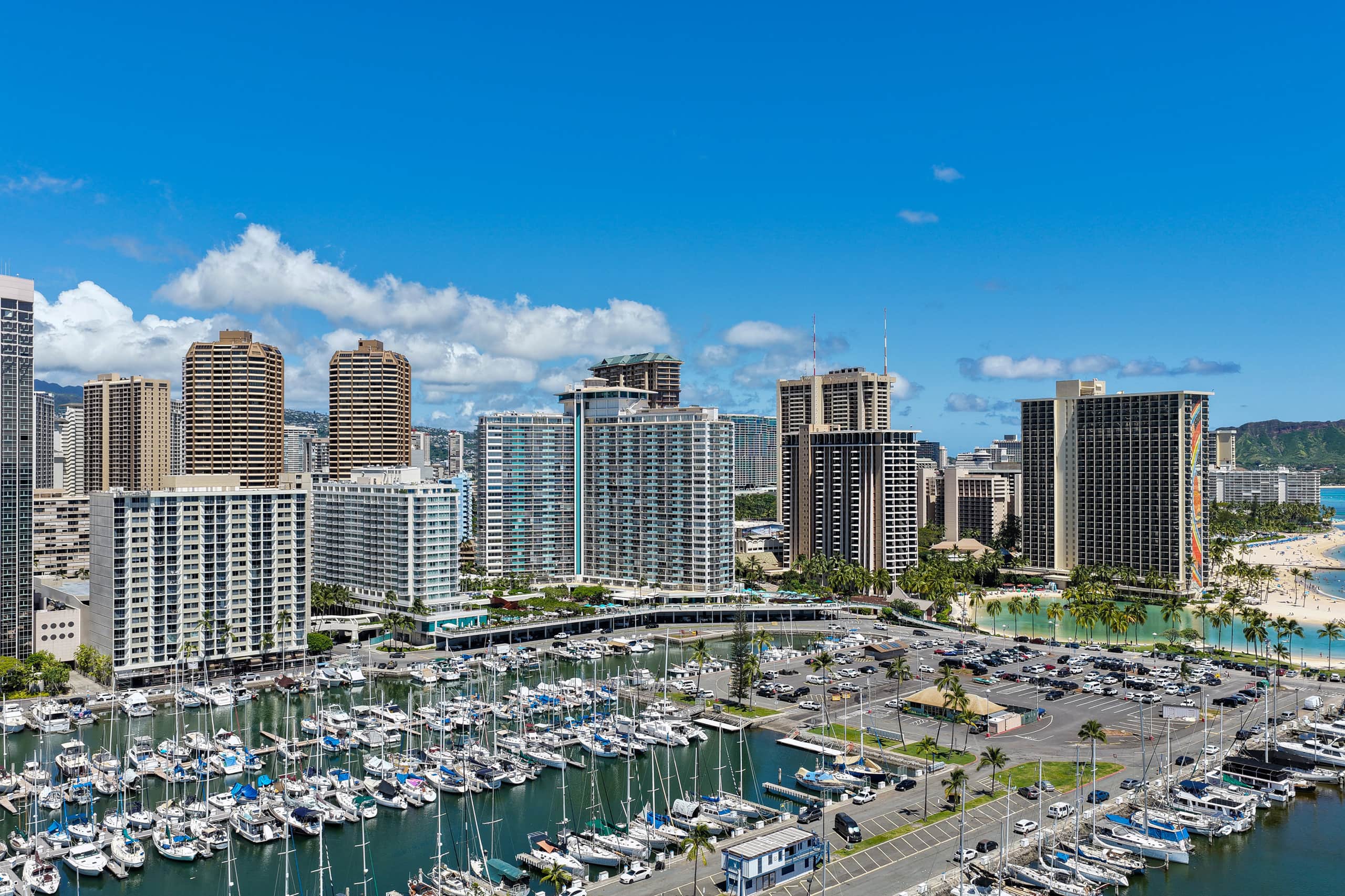 Condo in Honolulu · ★4.71 · 1 bedroom · 2 beds · 1 private bath - Image 26