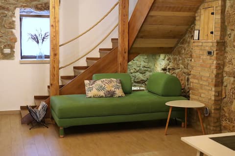 Top Airbnb: Vrbnik, Villa Campiello in Kornić