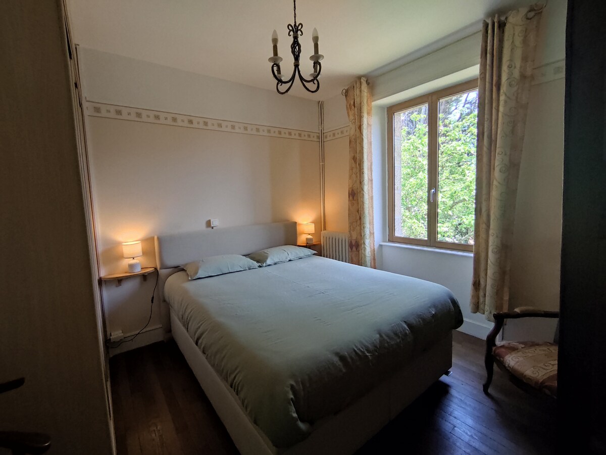 غرفة النوم 1