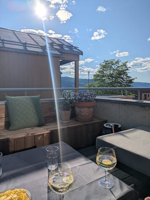 Townhouse in the heart of the city center, Lillehammer pedestrian zone