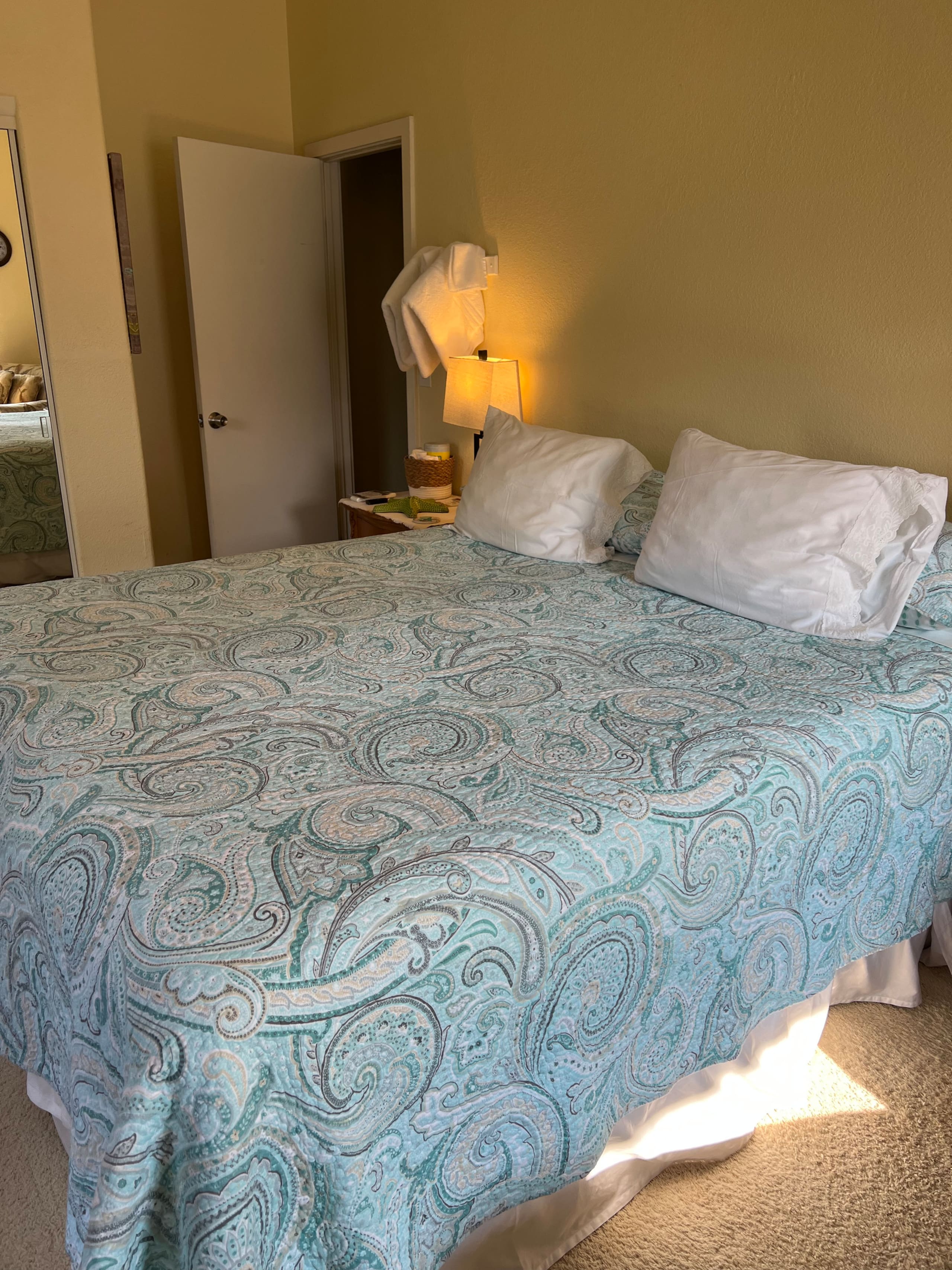 Home in Kailua-Kona · ★4.87 · 1 bedroom · 1 bed · 1 shared bath - Image 3