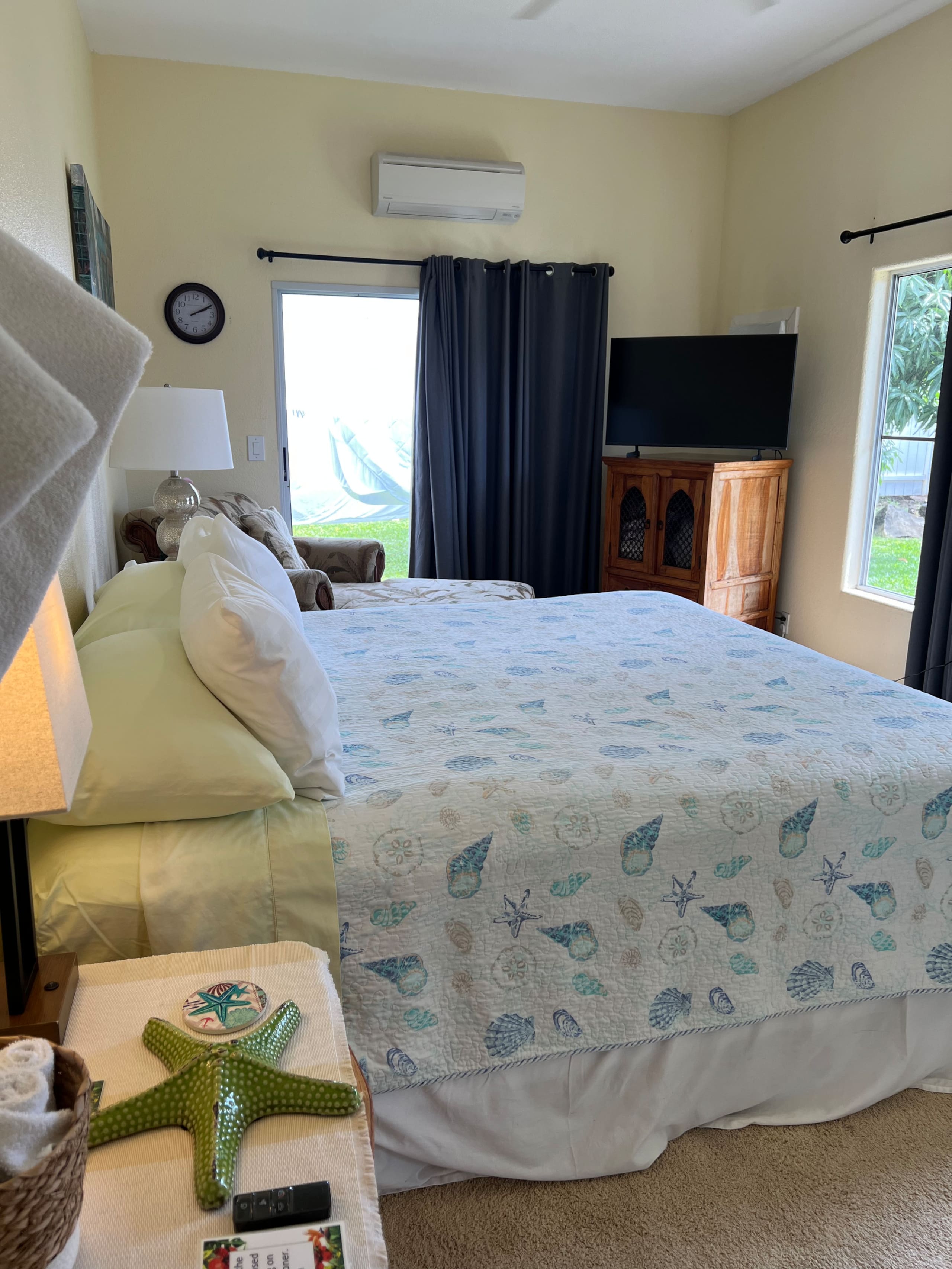 Home in Kailua-Kona · ★4.87 · 1 bedroom · 1 bed · 1 shared bath - Image 2