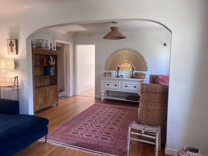 West Petaluma Bohemian Bungalow - Petaluma, CA